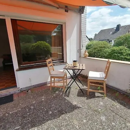 Bright House With A Beautiful Garden 伊塞尔恩哈根